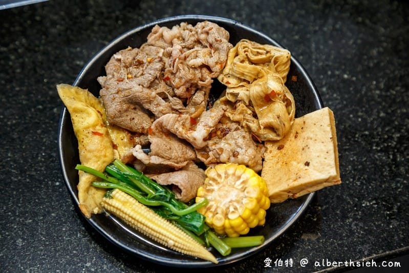 金大鋤壽喜燒．中壢吃到飽美食（牛豬雞鴨蝦八種肉品/蔬菜/甜品/飲料任你吃到爽）