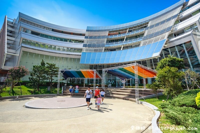 卡司蒂菈樂園(金格觀光工廠)（桃園親子景點，侏儸紀恐龍餅乾DIY，門票可以全額折抵）