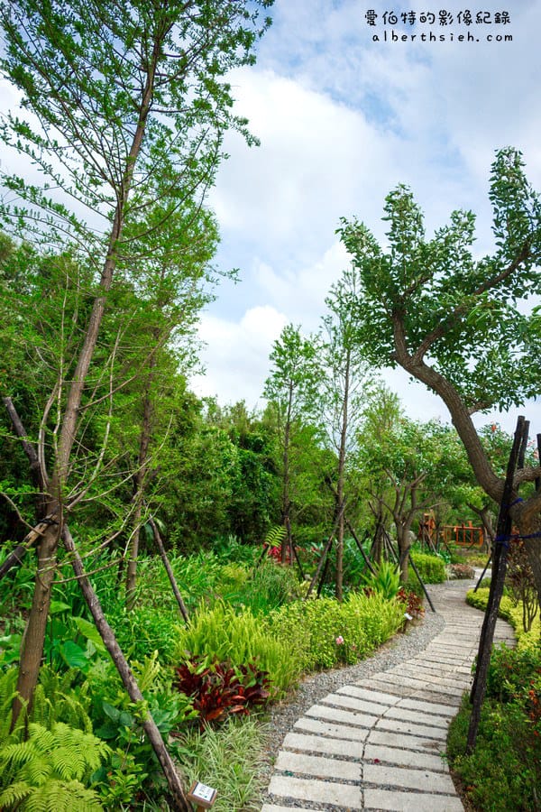 卡司蒂菈樂園(金格觀光工廠)（桃園親子景點，侏儸紀恐龍餅乾DIY，門票可以全額折抵）