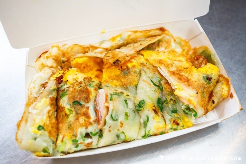 京佬杯老蛋餅（中壢內壢美食，傳承台中30年的好滋味，超多配料任你選擇）