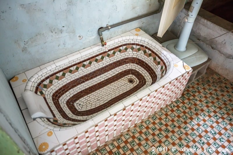 嘉義玉山旅社咖啡（60年日治老屋，變身成為平價背包客棧繼續守候阿里山腳）