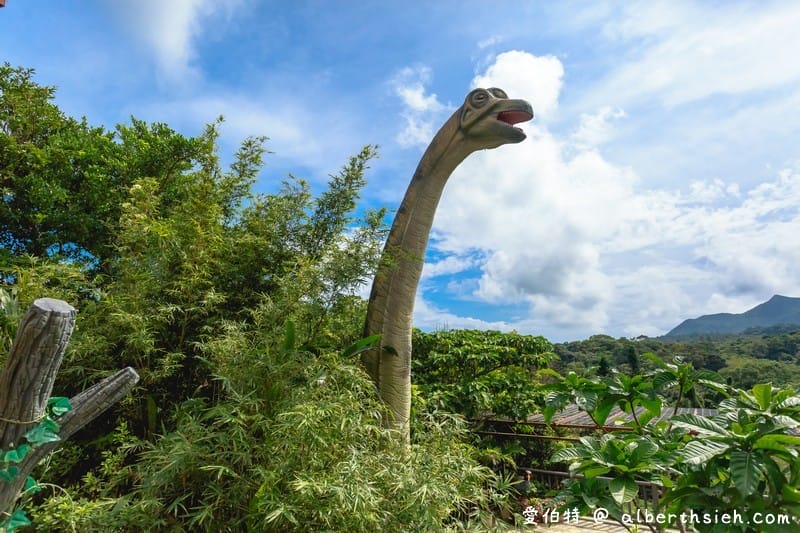 DINO恐龍PARK（沖繩親子景點，表情動作聲音都很逼真，讓你深入情境於侏羅紀世界中）