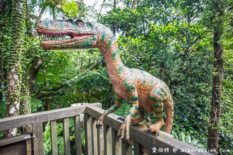 DINO恐龍PARK（沖繩親子景點，表情動作聲音都很逼真，讓你深入情境於侏羅紀世界中）