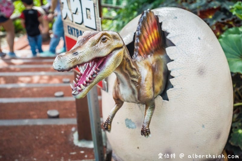 DINO恐龍PARK（沖繩親子景點，表情動作聲音都很逼真，讓你深入情境於侏羅紀世界中）