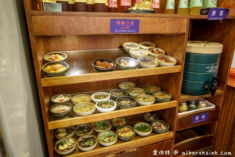 八德三禾手打麵（烏龍麵條Q彈有嚼勁，九種香濃湯頭美味絕搭）