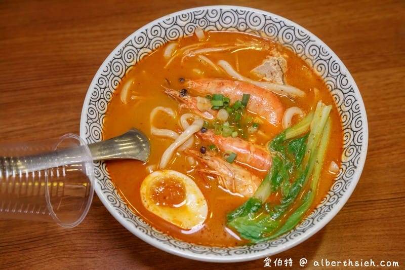 八德三禾手打麵（烏龍麵條Q彈有嚼勁，九種香濃湯頭美味絕搭）