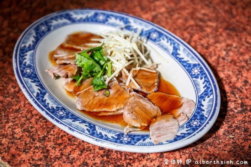 龍岡陳家祖傳乾麵（平鎮美食烏醋乾拌麵好吃，生辣椒必添加超對味）