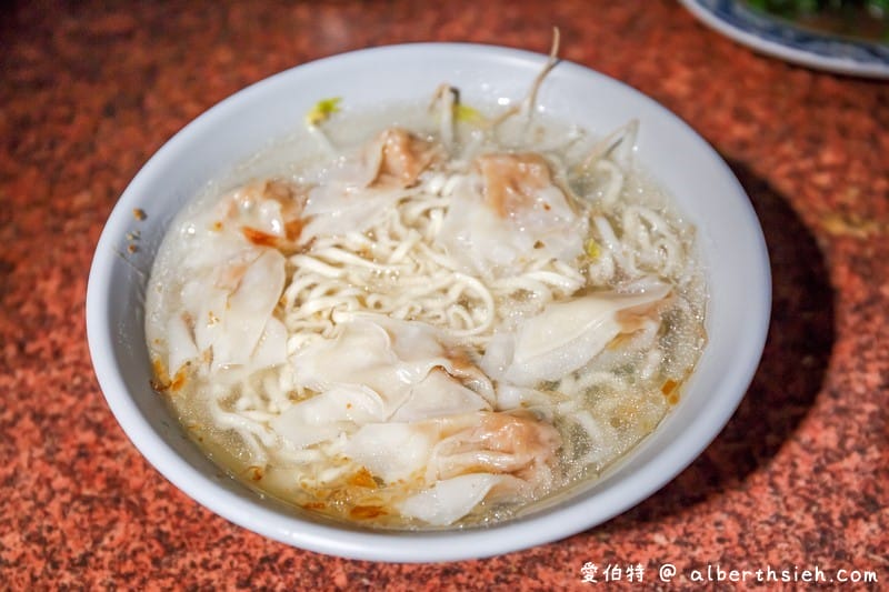 龍岡陳家祖傳乾麵（平鎮美食烏醋乾拌麵好吃，生辣椒必添加超對味）