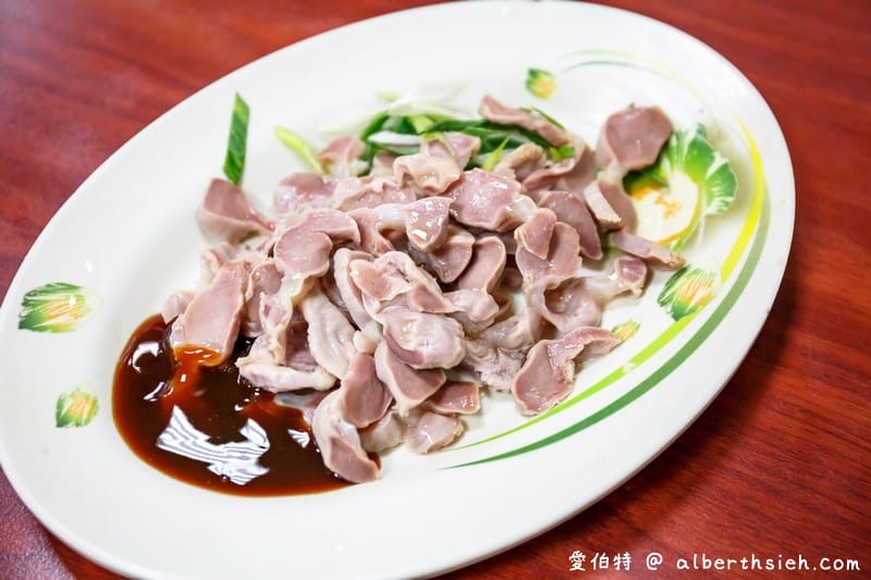 賴新魁麵館.苗栗三義美食(韭菜給的超多,餛飩紮實板條軟Q但偏油) - 第13張圖 賴新魁麵館.苗栗三義美食(韭菜給的超多,餛飩紮實板條軟Q但偏油)