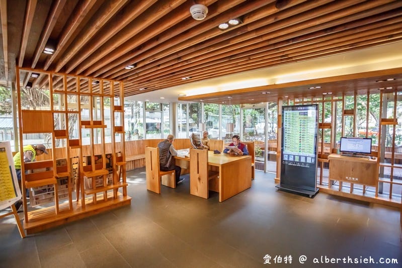 中壢龍岡圖書館（全台最美圖書館讓人驚艷，超好看超好拍）
