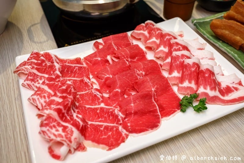 大麻鍋物（桃園藝文特區火鍋美食，食材新鮮，湯頭美味CP值高，還可以讓你身心靈放鬆）