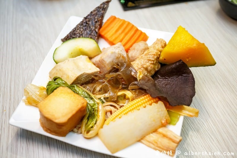 大麻鍋物（桃園藝文特區火鍋美食，食材新鮮，湯頭美味CP值高，還可以讓你身心靈放鬆）
