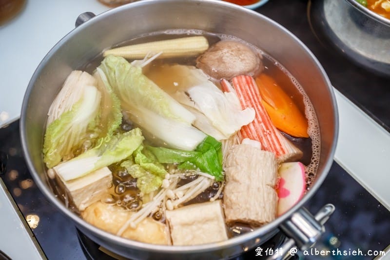 台北火鍋沐田No.2-1涮涮工廠（大同中山站美食，膠原楜椒鍋超暖胃味好喝）