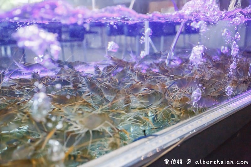 桃園吃到飽真蝦流頂級水道蝦餐廳（滿滿泰國蝦子不怕你吃還有熟食、海鮮、串串燒以及冰品飲料隨你吃）