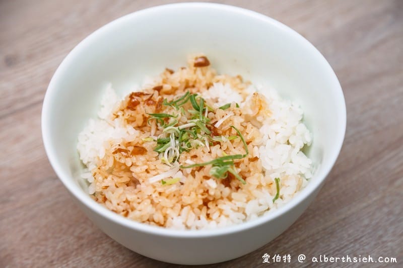 中壢湯品龍涎居雞膳食坊（暖心又暖胃個人燉雞養生補湯，六種湯品以及優惠套餐任你搭）