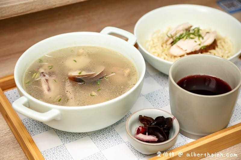 中壢湯品龍涎居雞膳食坊（暖心又暖胃個人燉雞養生補湯，六種湯品以及優惠套餐任你搭）