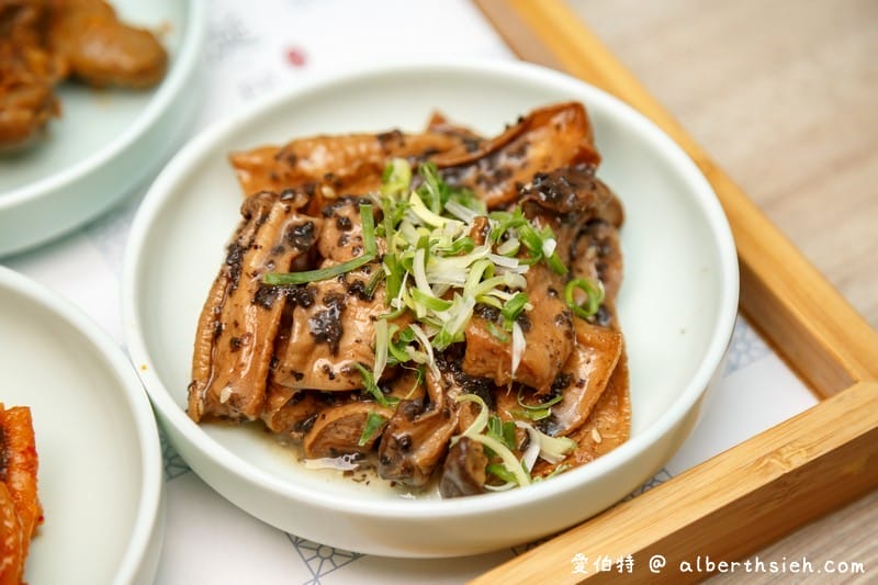 中壢湯品龍涎居雞膳食坊（暖心又暖胃個人燉雞養生補湯，六種湯品以及優惠套餐任你搭）