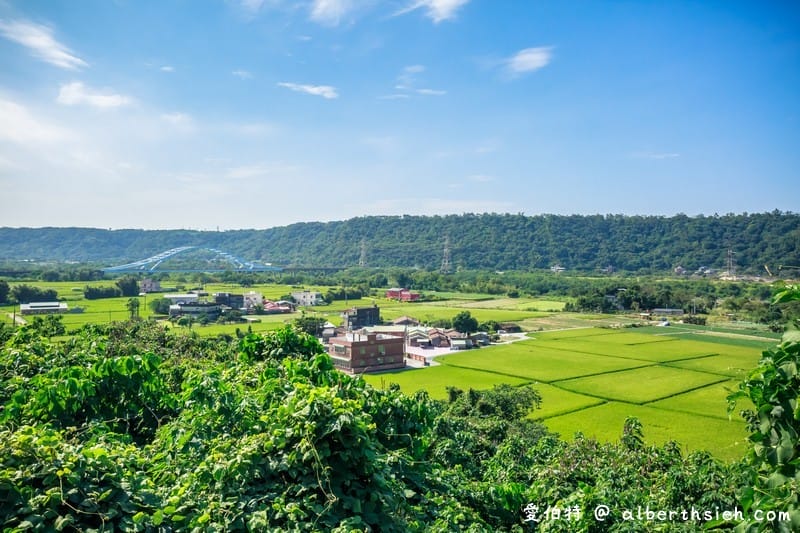 大溪順時埔（寧靜純樸的農村社區有著鮮綠欲滴的稻田美麗景緻）