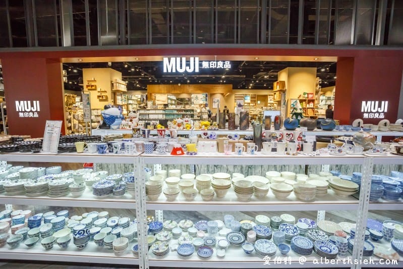 彰化僑俐瓷器（日本進口餐具批發，39元起價格平價又好買，門口還有必拍必拍網美瓷器牆）