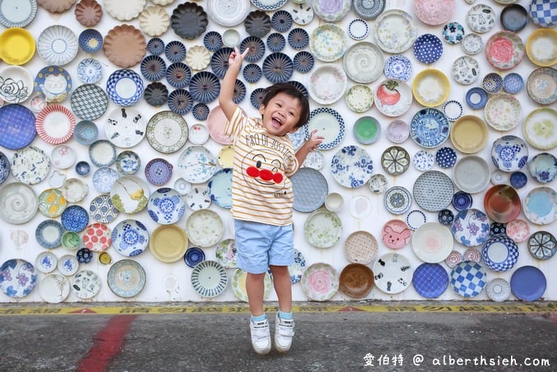 彰化僑俐瓷器(日本進口餐具批發,39元起價格平價又好買,門口還有必拍必拍網美瓷器牆) - 第2張圖 彰化僑俐瓷器(日本進口餐具批發,39元起價格平價又好買,門口還有必拍必拍網美瓷器牆)