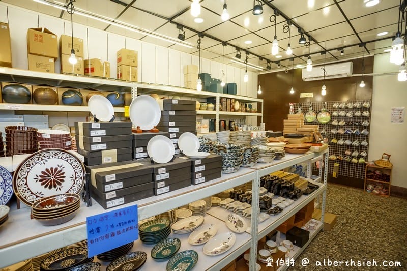 彰化僑俐瓷器(日本進口餐具批發,39元起價格平價又好買,門口還有必拍必拍網美瓷器牆) - 第6張圖 彰化僑俐瓷器(日本進口餐具批發,39元起價格平價又好買,門口還有必拍必拍網美瓷器牆)