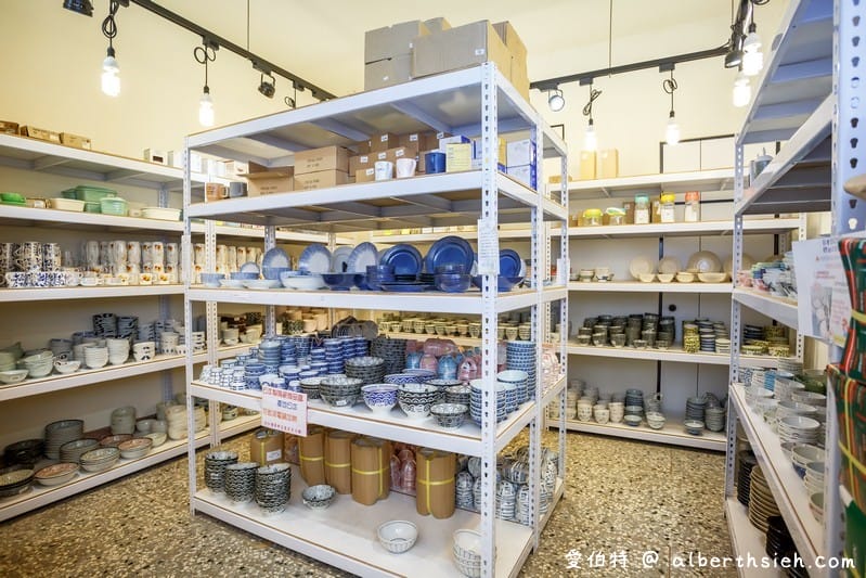 彰化僑俐瓷器(日本進口餐具批發,39元起價格平價又好買,門口還有必拍必拍網美瓷器牆) - 第5張圖 彰化僑俐瓷器(日本進口餐具批發,39元起價格平價又好買,門口還有必拍必拍網美瓷器牆)