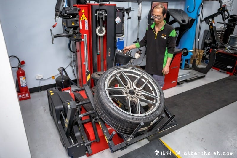 米其林馳加汽車服務中心-桃園楊梅安益店（年底前預約保養就送汽油精！）