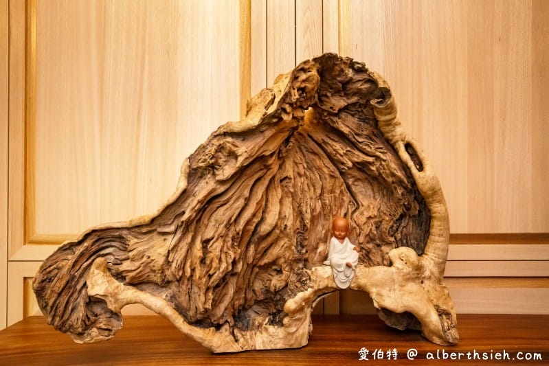 桃園按摩要去哪？（御手足悦，中式穴位按摩手法很到位，腳底按摩全身指壓讓你僵硬的身體得到放鬆）