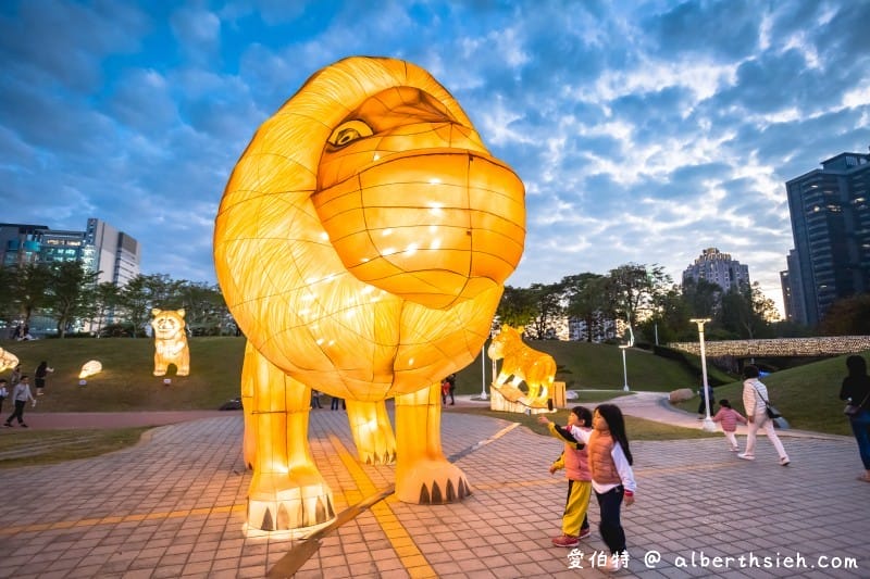 2020台灣燈會（台中文心森林公園童趣樂園戽斗動物花燈超可愛）