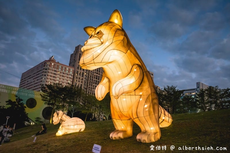 2020台灣燈會（台中文心森林公園童趣樂園戽斗動物花燈超可愛）