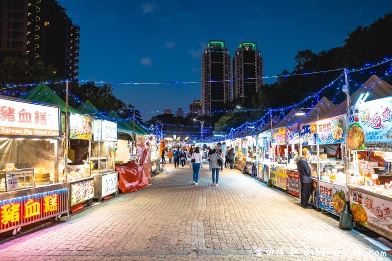 2020台灣燈會（台中文心森林公園童趣樂園戽斗動物花燈超可愛）