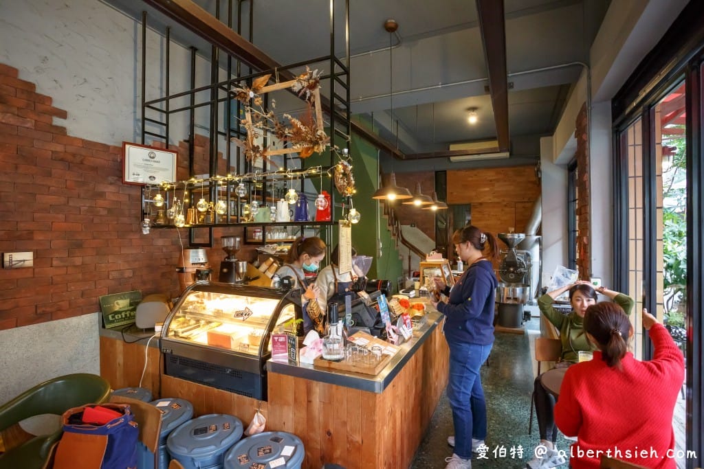 聖塔咖啡．嘉義美食（在地人推薦必訪咖啡館）