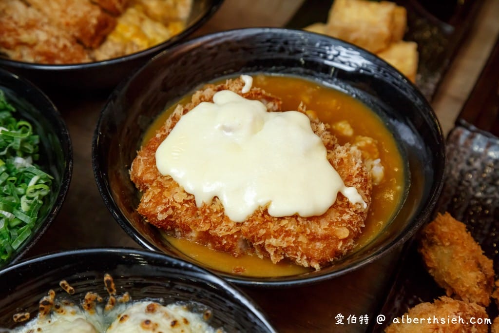 桃園藝文特區美食．新丼（23種創意丼飯任你選，飯跟味噌湯讓你吃到飽超大心）