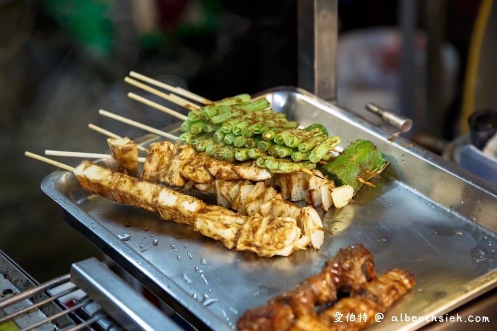 嘉義友愛商圈美食．紅頭燒烤（在地人推薦宵夜美味碳烤串燒）
