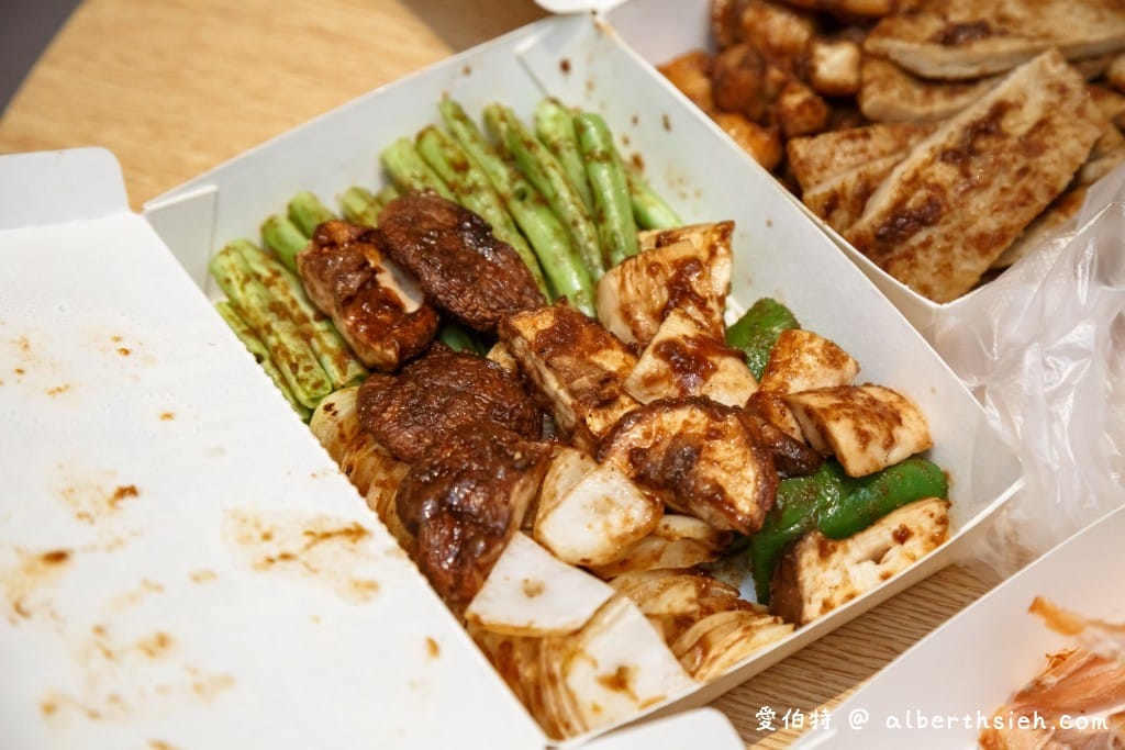 嘉義友愛商圈美食．紅頭燒烤（在地人推薦宵夜美味碳烤串燒）