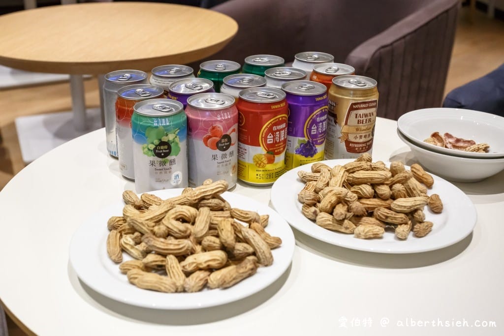 嘉義飯店住宿推薦．嘉義智選假日酒店（火車站200公尺，房間寬敞裝潢簡約有質感）