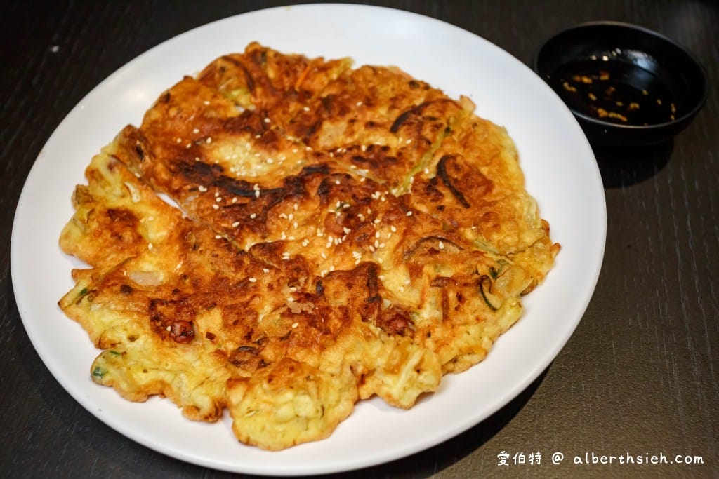 桃園藝文特區美食．朋月栻 의미找含意-韓式特色餐酒館（價錢平實搭配環境氛圍超讚）
