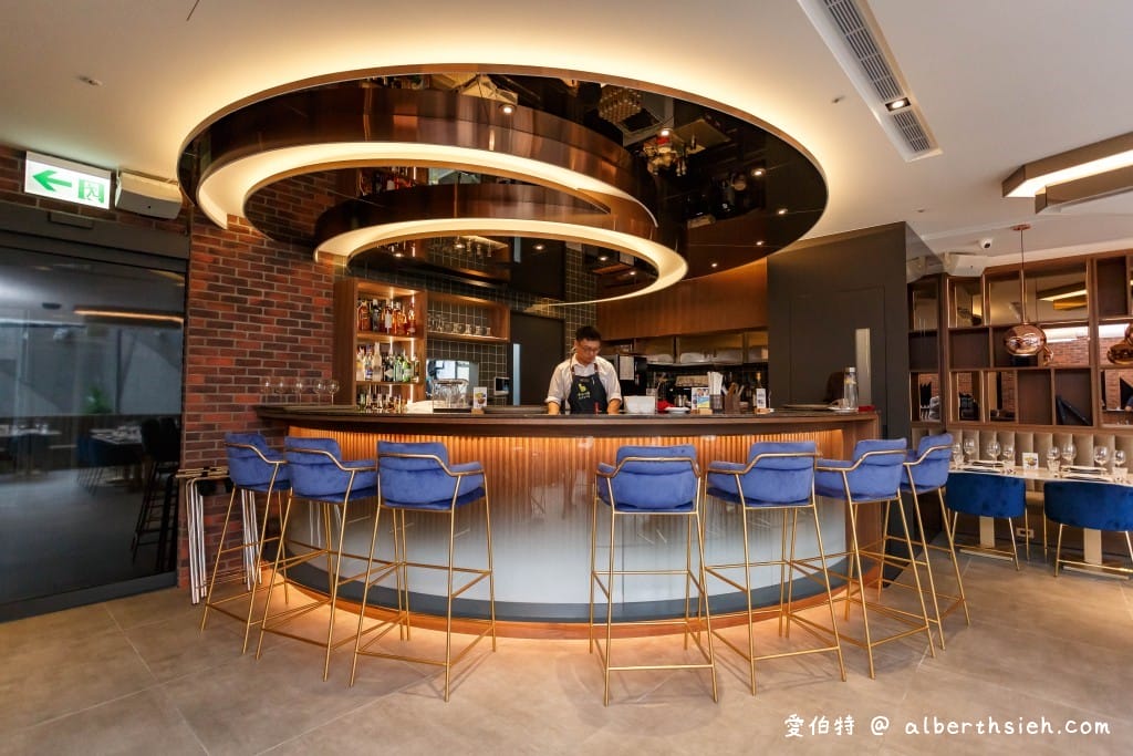 桃園藝文特區美食．那夜餐酒館（質感超讚的餐酒館，超適合約會聚餐）