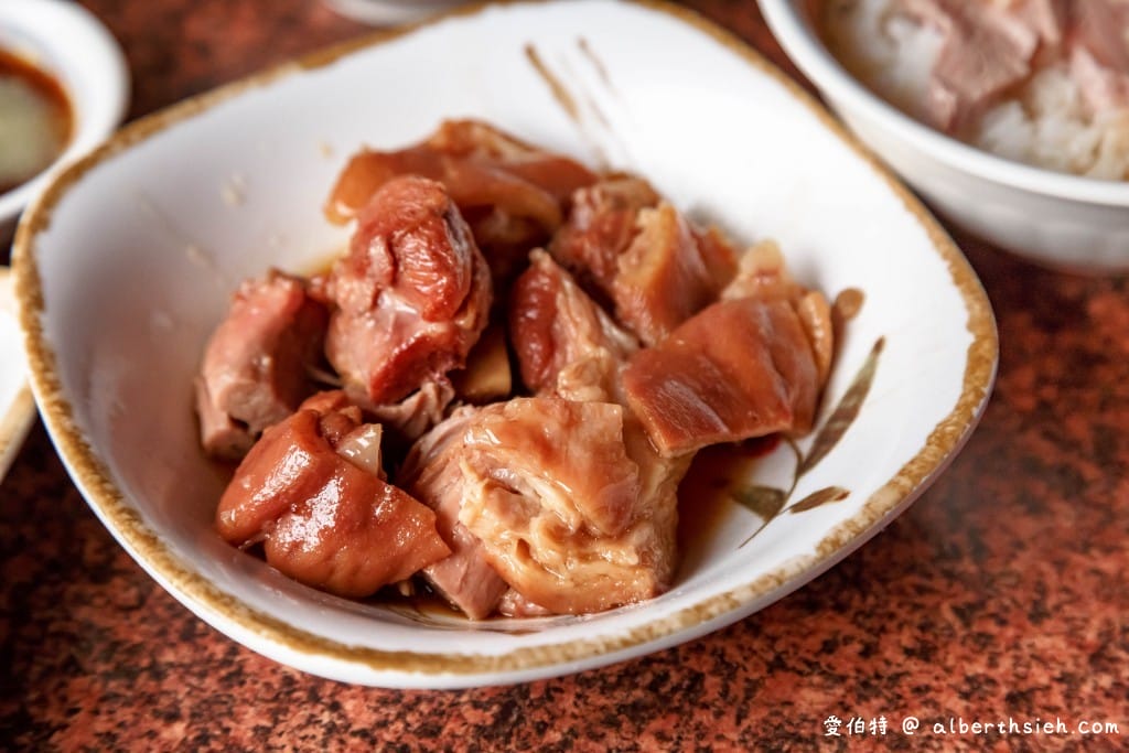 嘉義美食．林家火雞肉飯（在地人推薦，米飯粒粒分明，豬腳也好吃）
