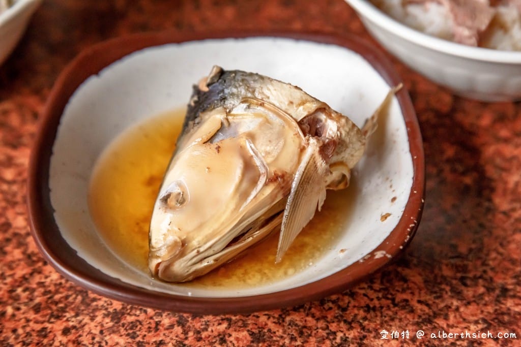 嘉義美食．林家火雞肉飯（在地人推薦，米飯粒粒分明，豬腳也好吃）