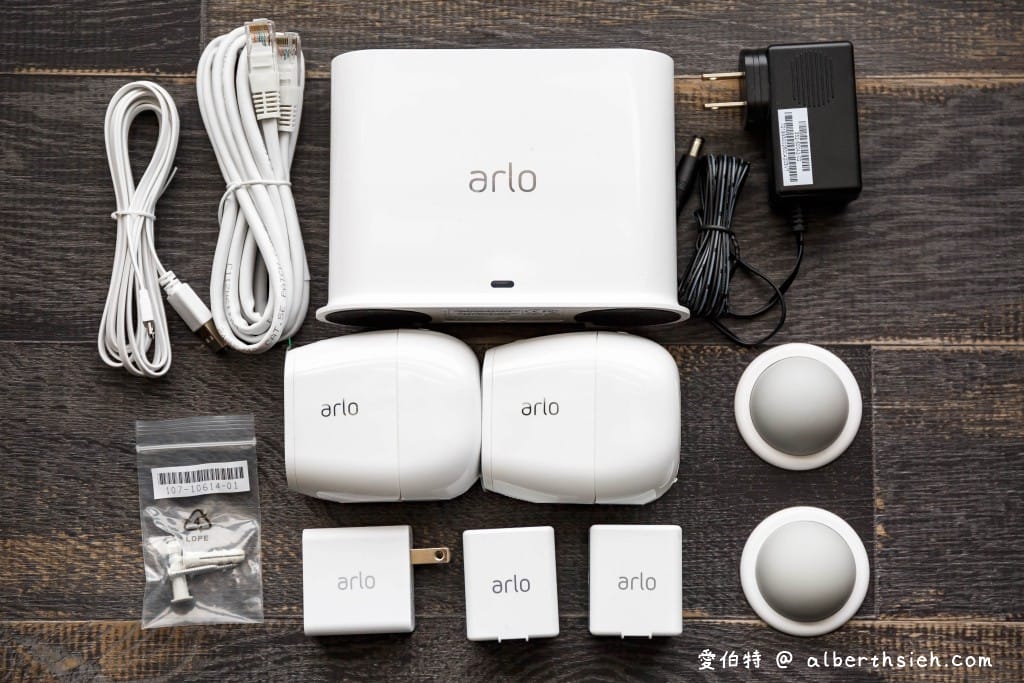 雲端無線攝影機推薦．Arlo Pro2（無線免插電動態偵測防水夜視超強，隨時隨地都可以監測）