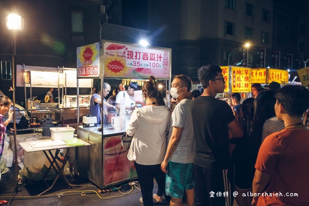 龍岡忠貞貿東夜市（星期三限定的小夜市，腹地不大但吃喝玩樂通通有）
