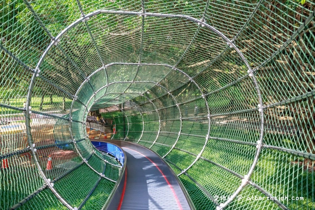 桃園親子景點.大溪埔頂公園共融遊戲場(滾輪溜滑梯/高空滑索/旋轉盤/鳥巢式鞦韆) - 第3張圖 桃園親子景點.大溪埔頂公園共融遊戲場(滾輪溜滑梯/高空滑索/旋轉盤/鳥巢式鞦韆)