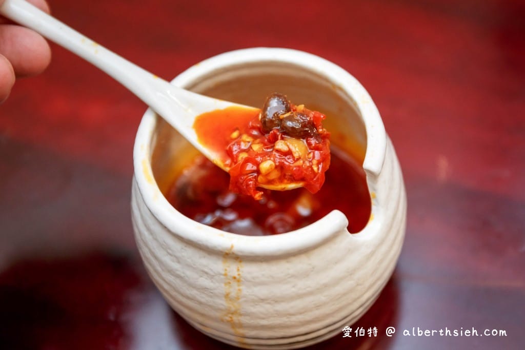 給麵子．桃園美食小吃（XO醬系列必點，辣醬也是一絕必添加）