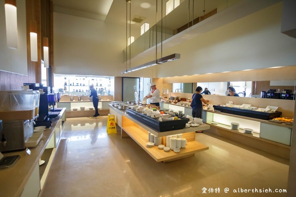 高雄飯店推薦．COZZI Blu和逸高雄中山館（三多商圈站，旁邊就是大遠百、SOGO、新光三越、興中夜市）