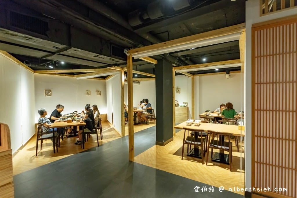 桃園燒肉美食．東港強（日本A5和牛配昆布鹽超對味，午餐時段直接85折！）