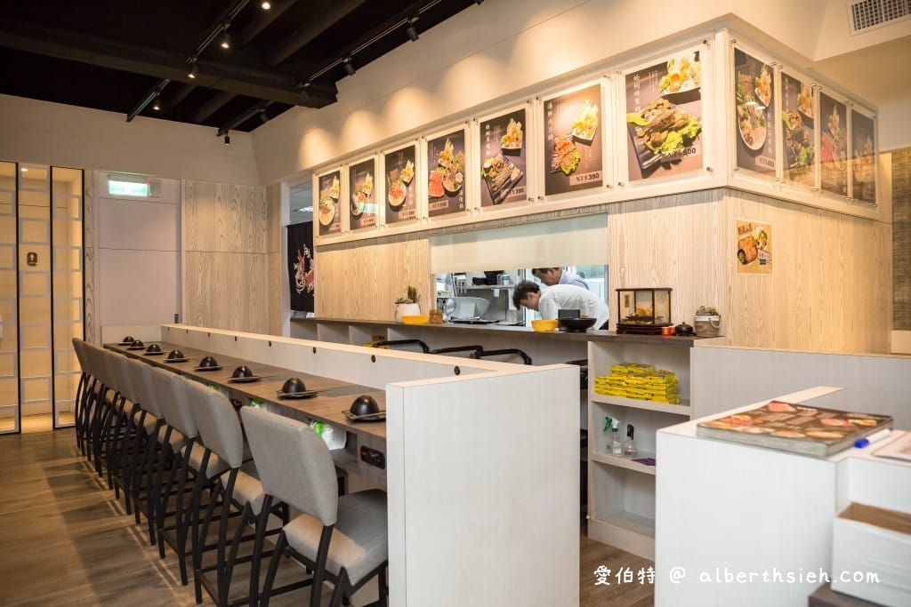 鍋神涮涮鍋中美店．中壢美食（老店進化成文青風火鍋店，環境食材大提升）