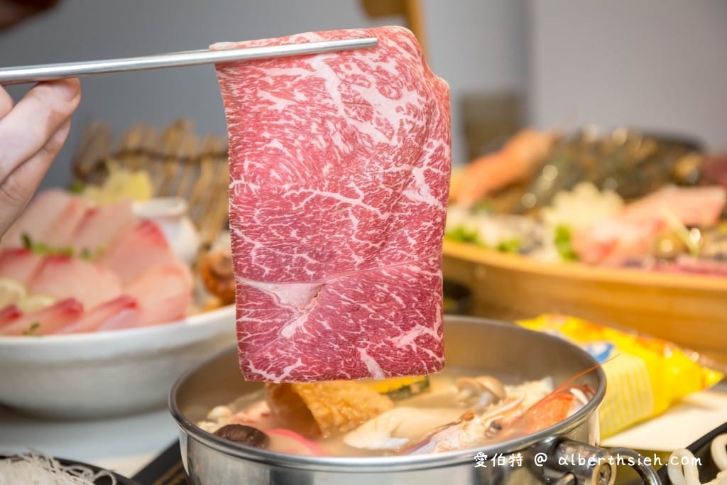 鍋神涮涮鍋中美店．中壢美食（老店進化成文青風火鍋店，環境食材大提升）
