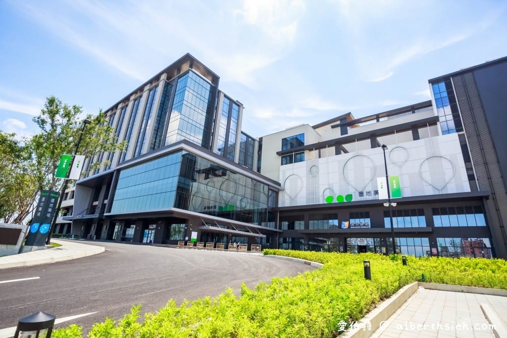桃園XPARK水族館親子遊（飯店、親子公園、IKEA、新光影城、恐龍小七、高鐵探索館）