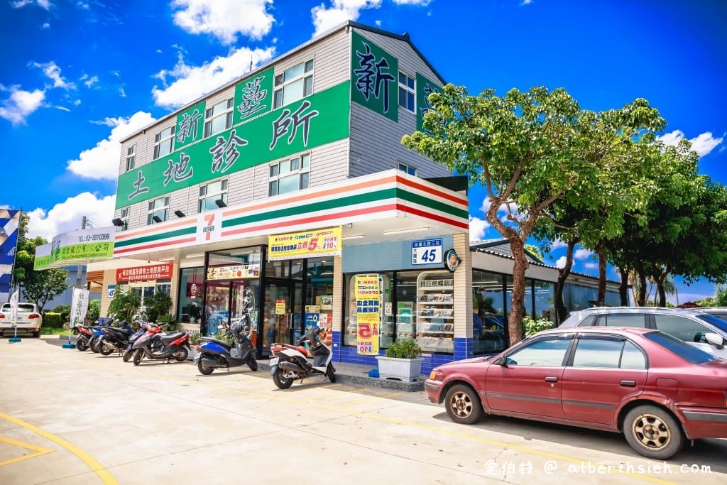 桃園特色小七．7-11祥綸門市恐龍店（自帶聲光特效的暴龍，環境寬敞，停車空間多）